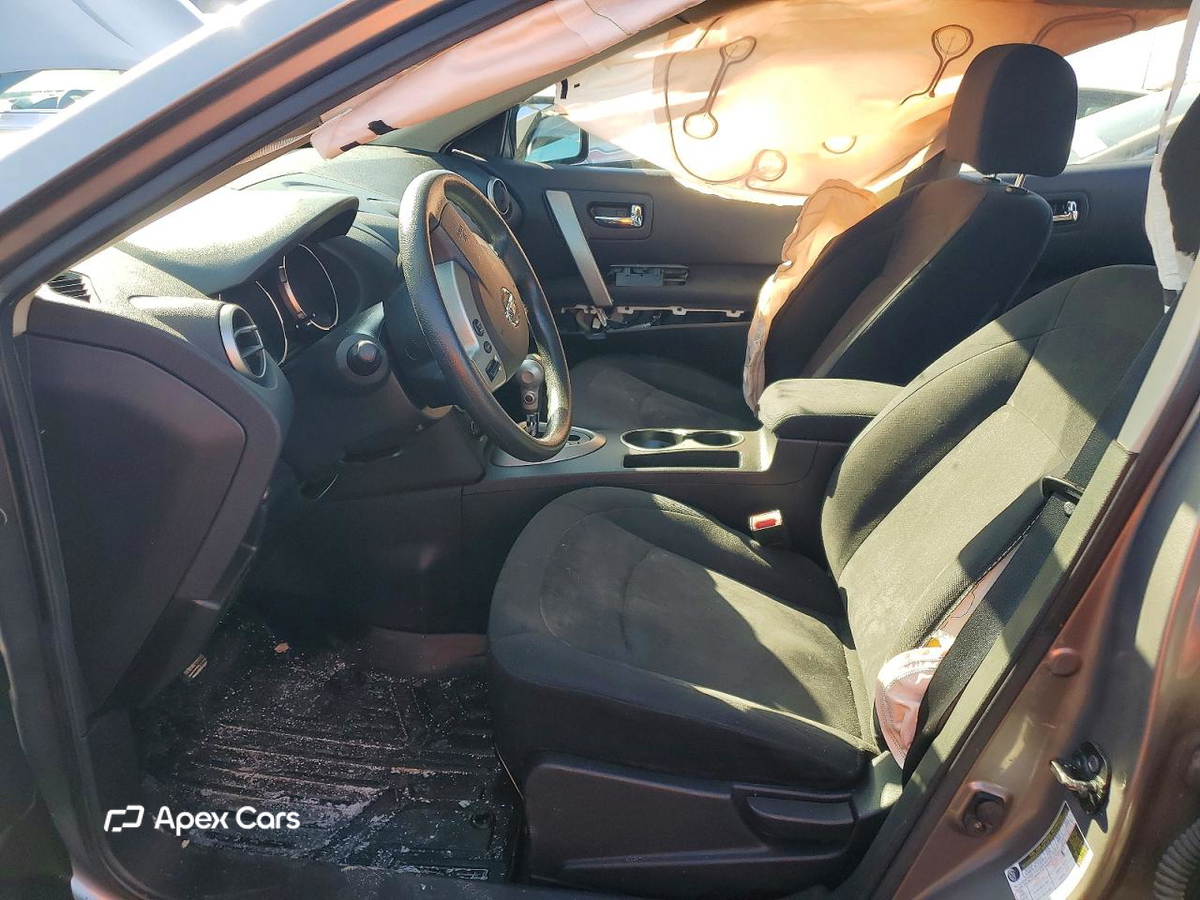 Nissan Rogue 2010