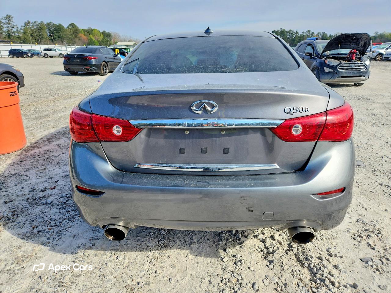 Infiniti Q50 2015