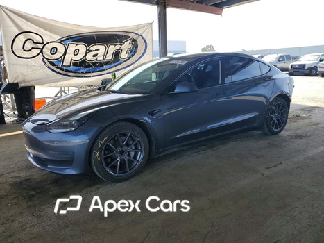 Tesla Model 3 2021 - Image 1 of 14
