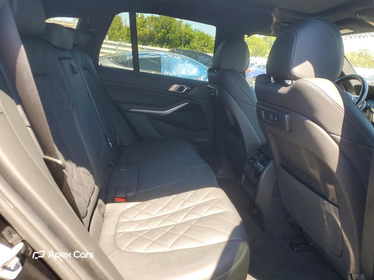 BMW X5 2023