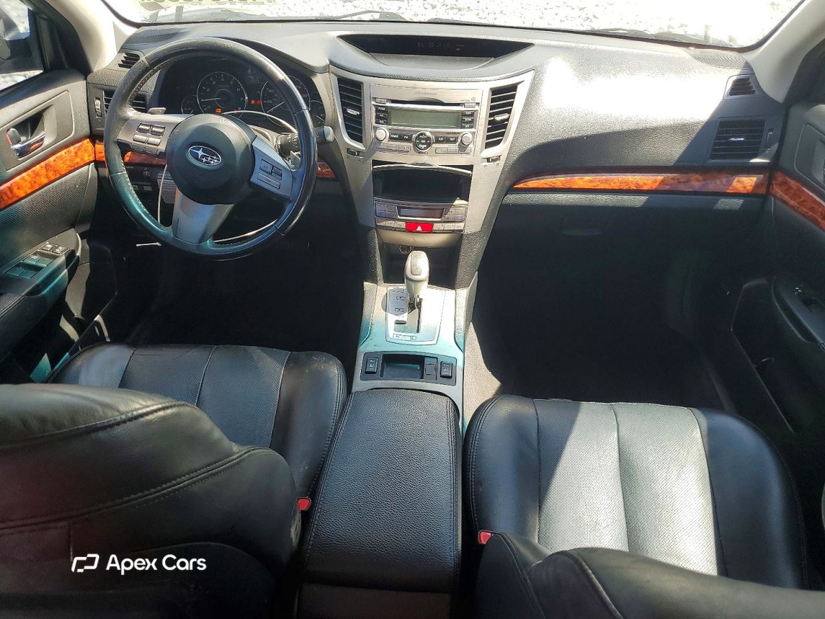 Subaru Outback 2011