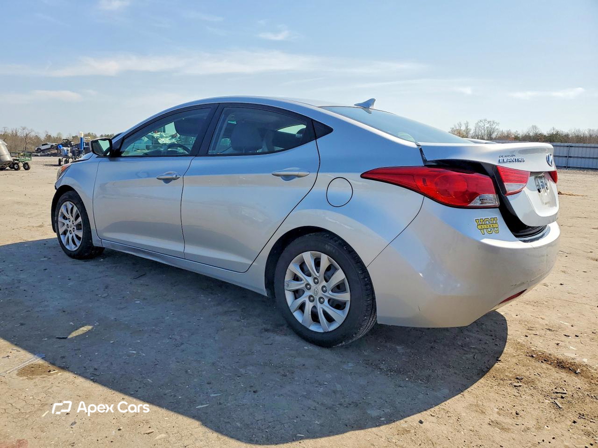 Hyundai Elantra 2013
