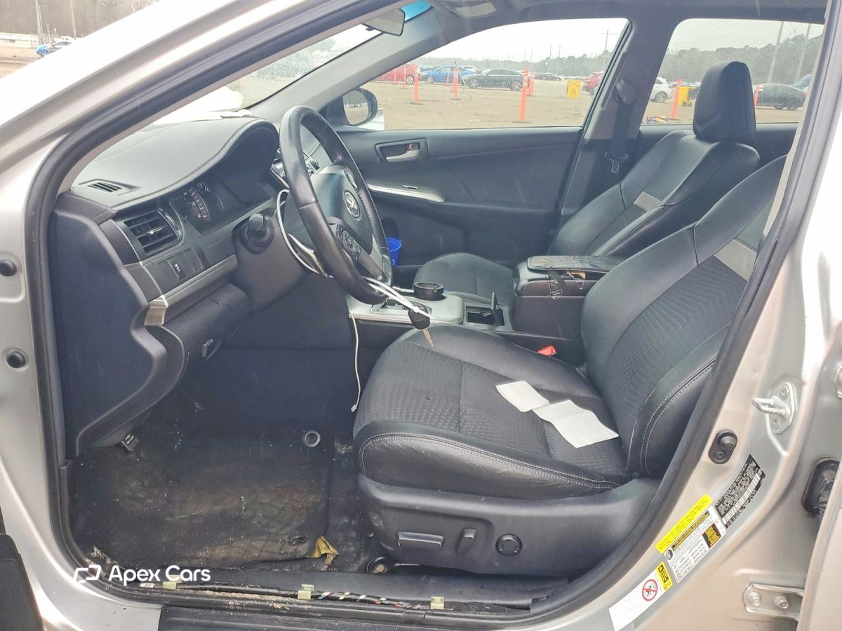 Toyota Camry 2012
