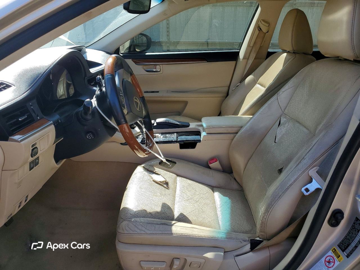 Lexus ES 2013