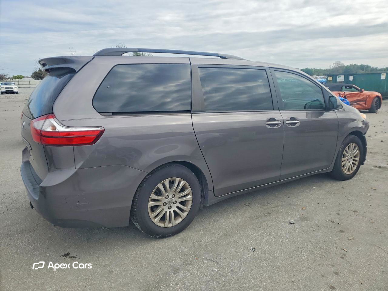 Toyota Sienna 2017