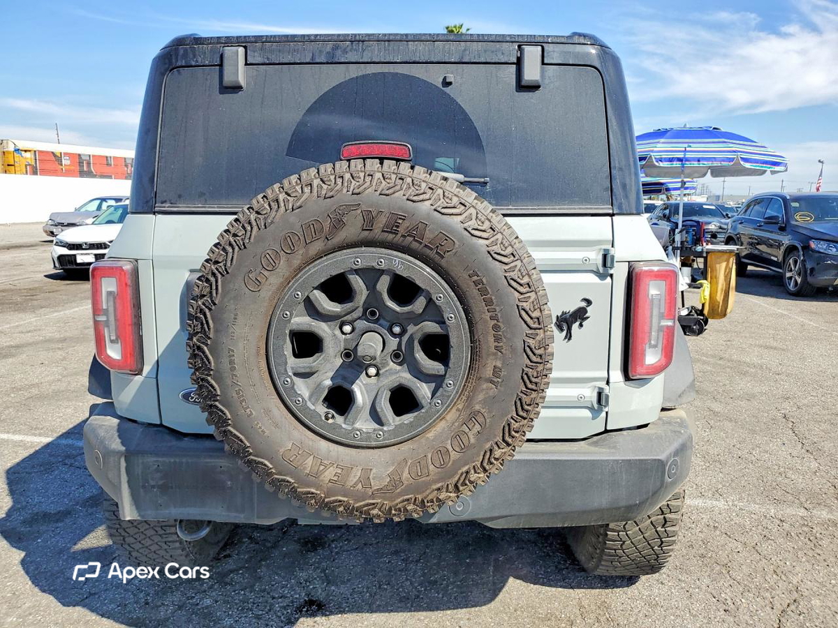 Ford Bronco 2024