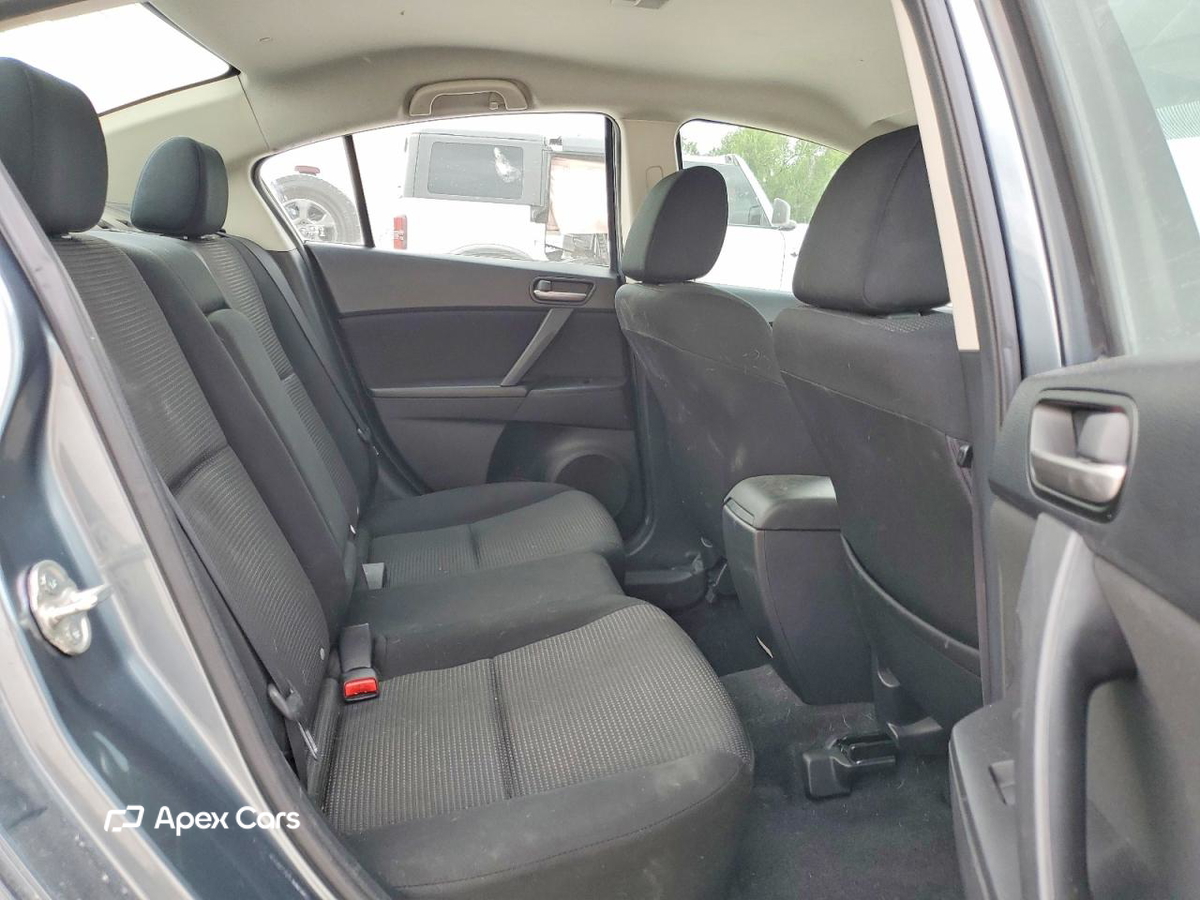 Mazda 3 2012