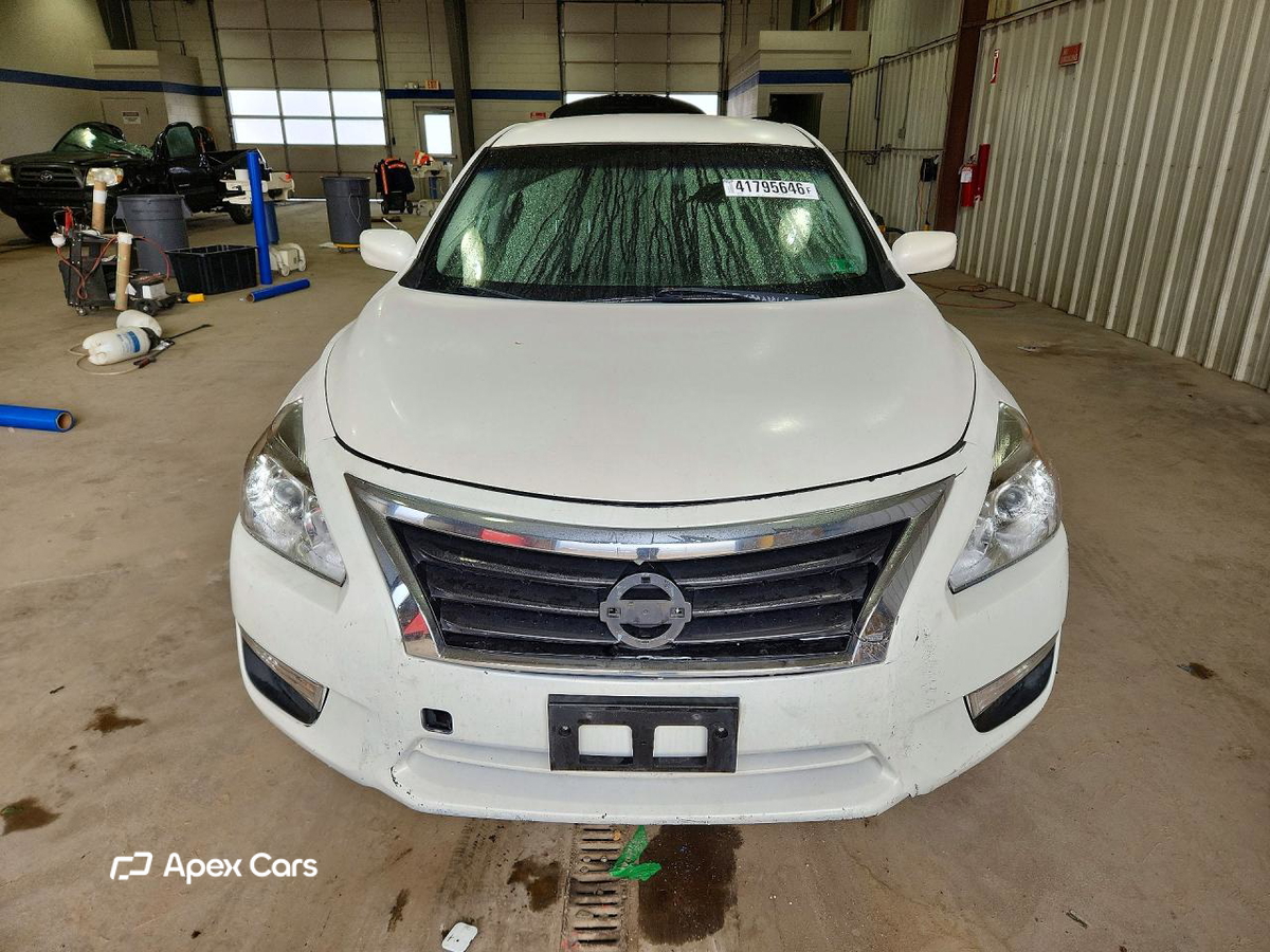 Nissan Altima 2015