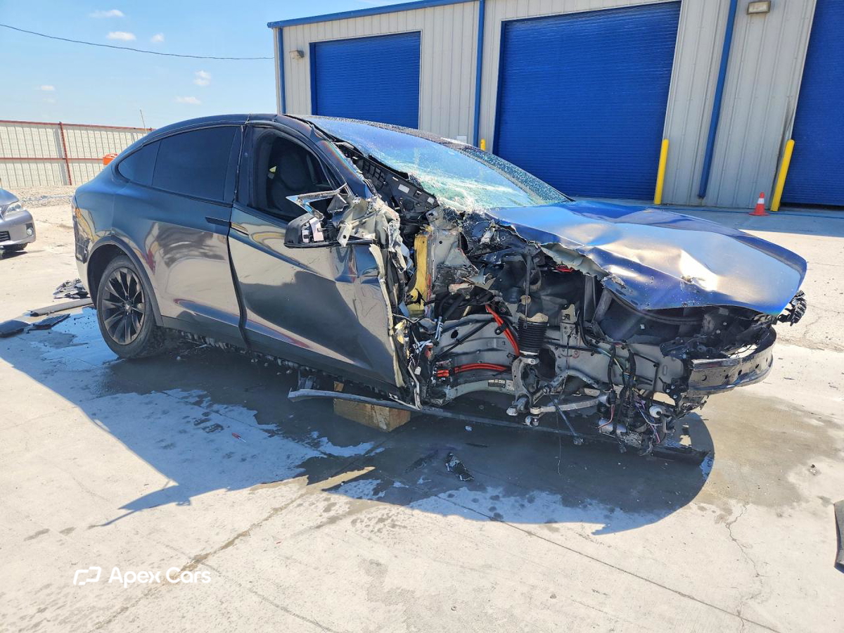 Tesla Model X 2018
