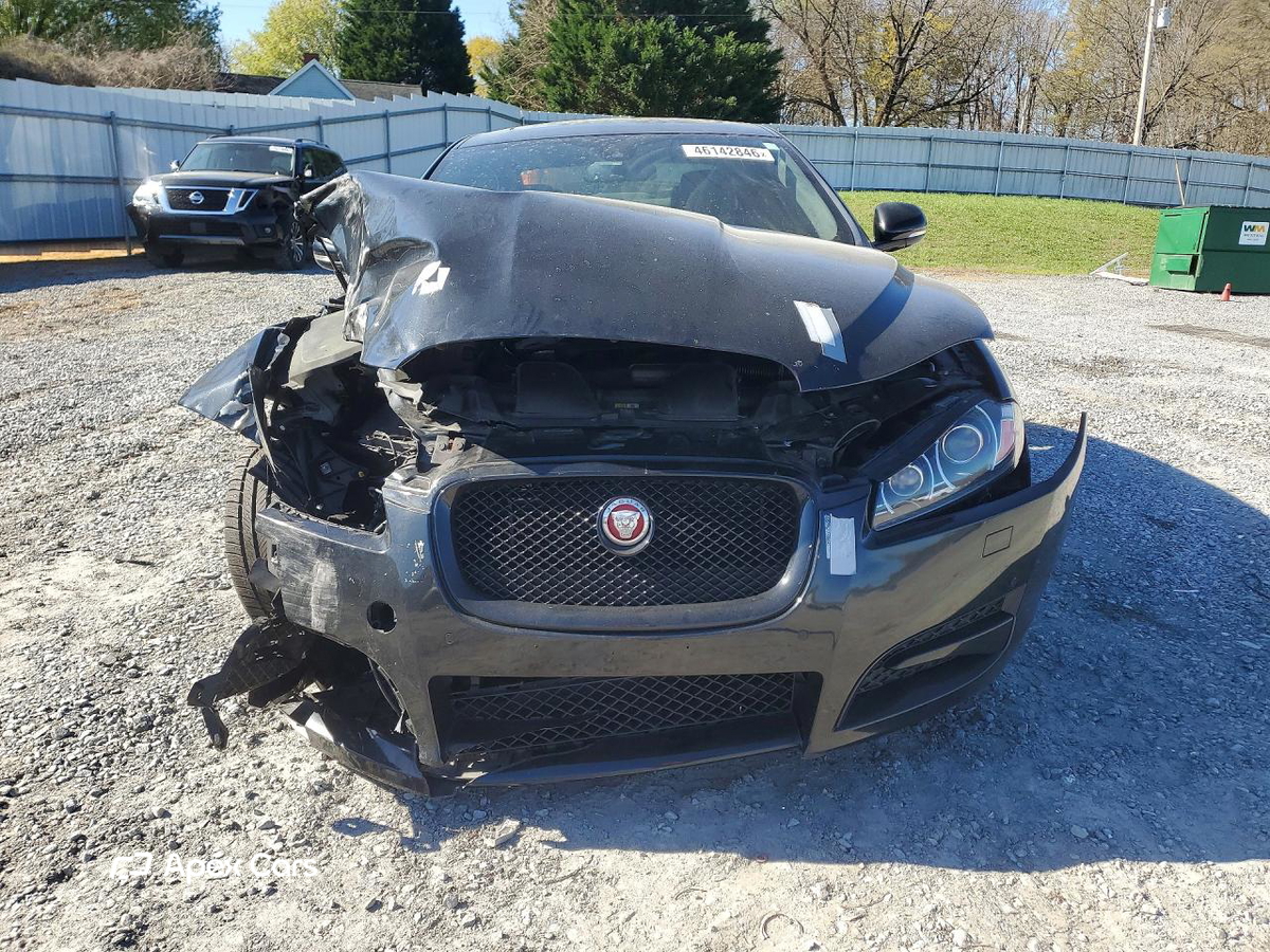 Jaguar XF 2015