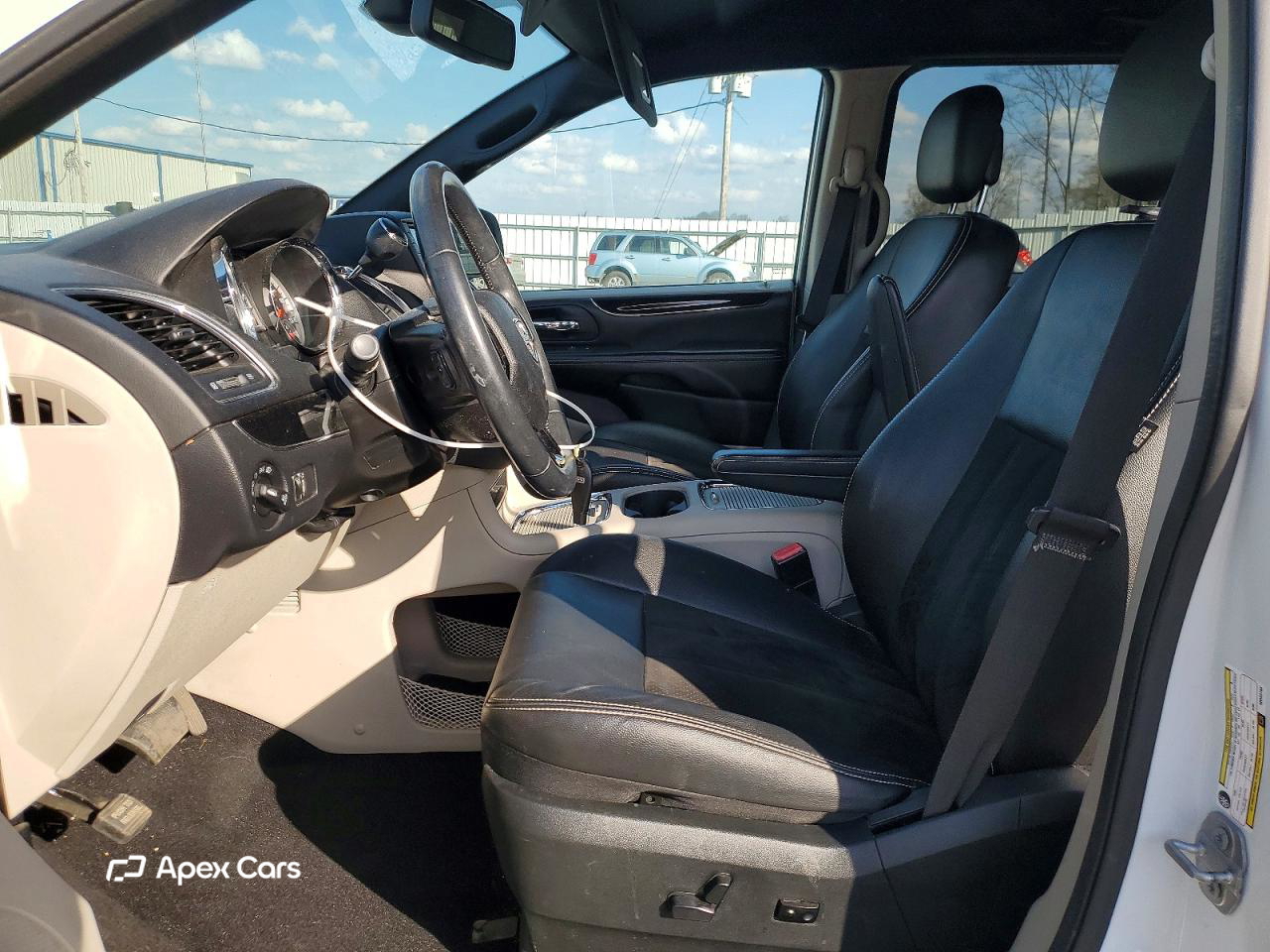 Dodge Caravan 2019