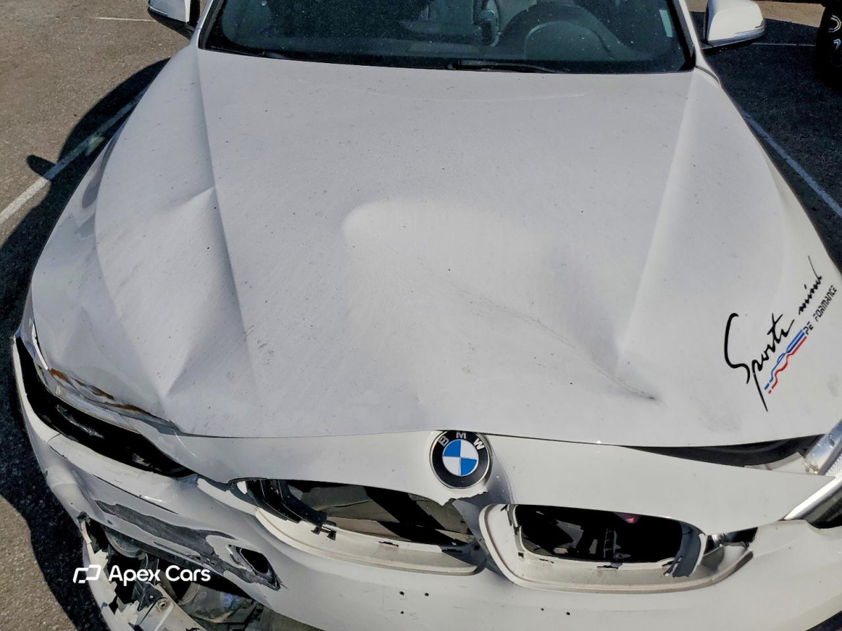 BMW Series 3 2016
