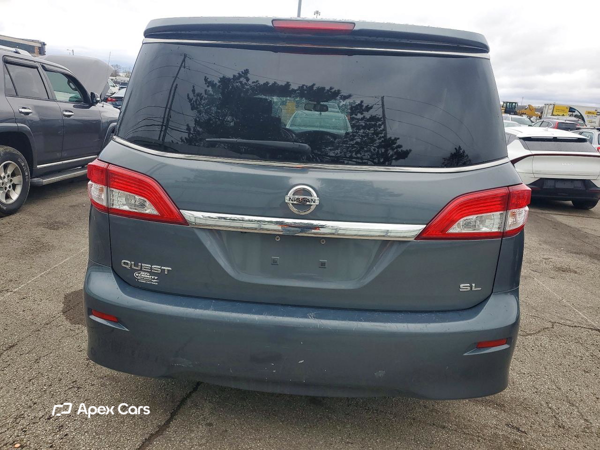 Nissan Quest 2012