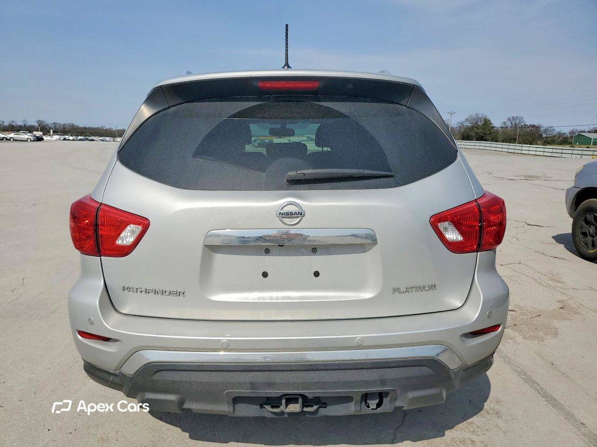 Nissan Pathfinder 2018