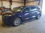 Toyota Sienna 2025