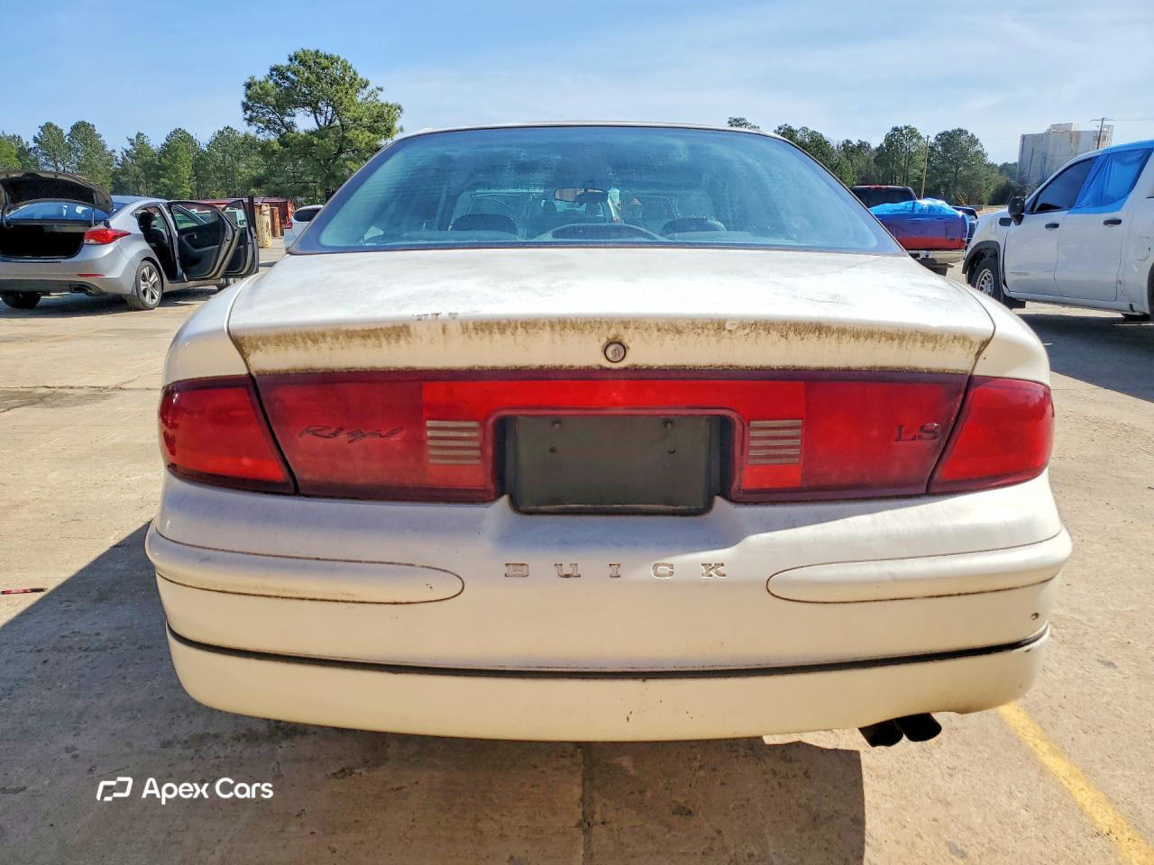 Buick Regal 2004