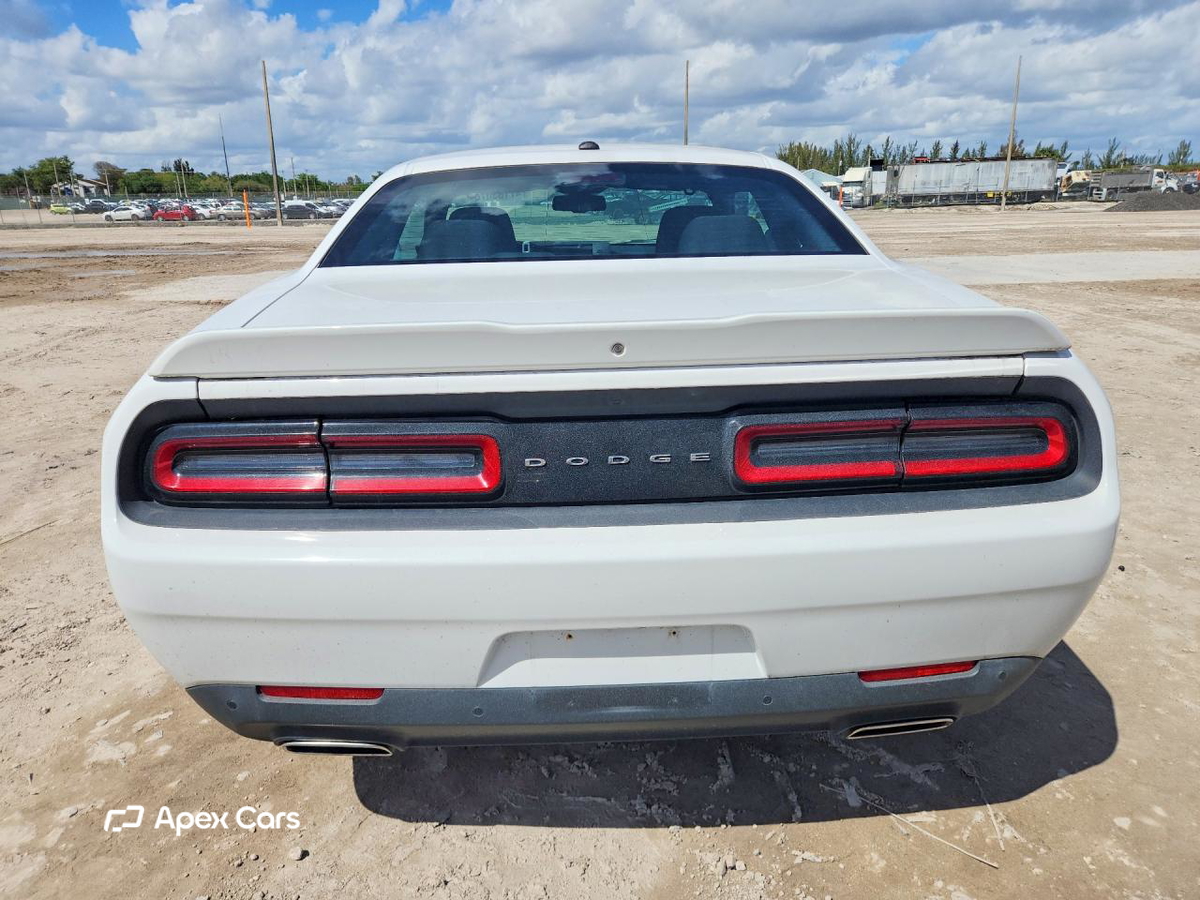 Dodge Challenger 2021