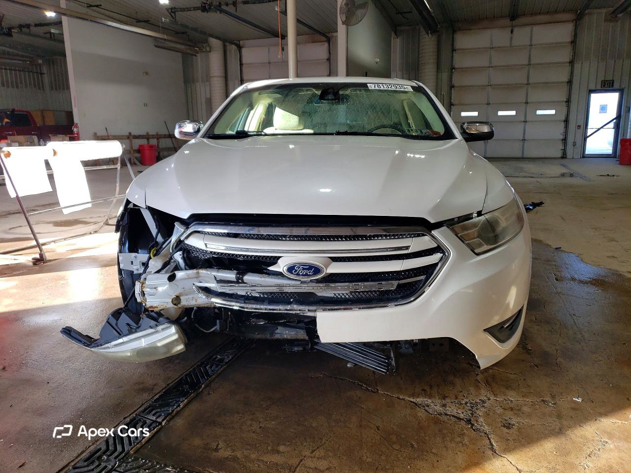 Ford Taurus 2013