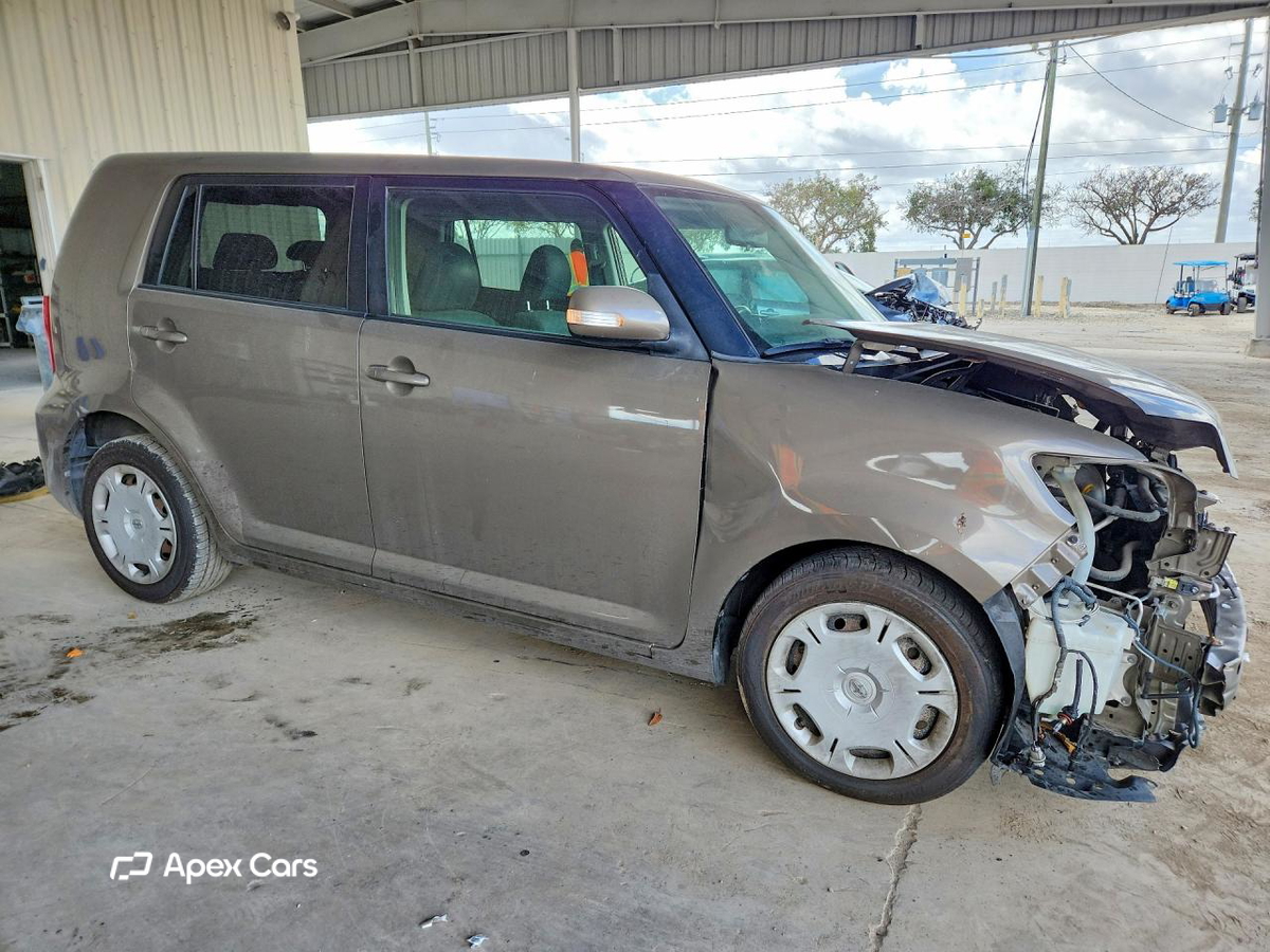 Scion xB 2012