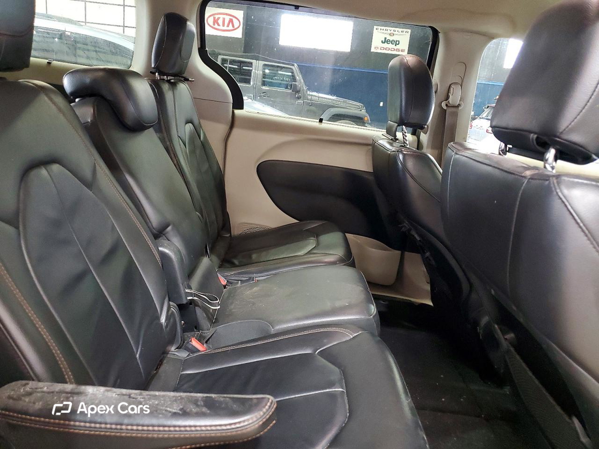Chrysler Pacifica 2017