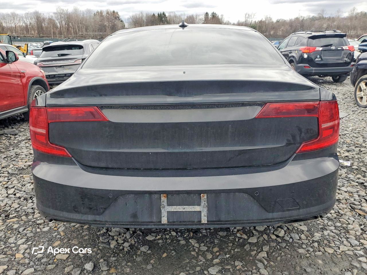 Volvo S90 2017