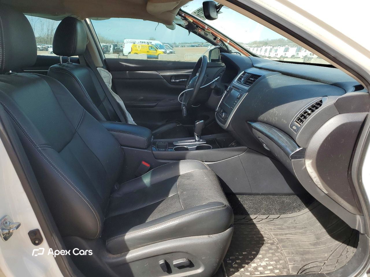 Nissan Altima 2017