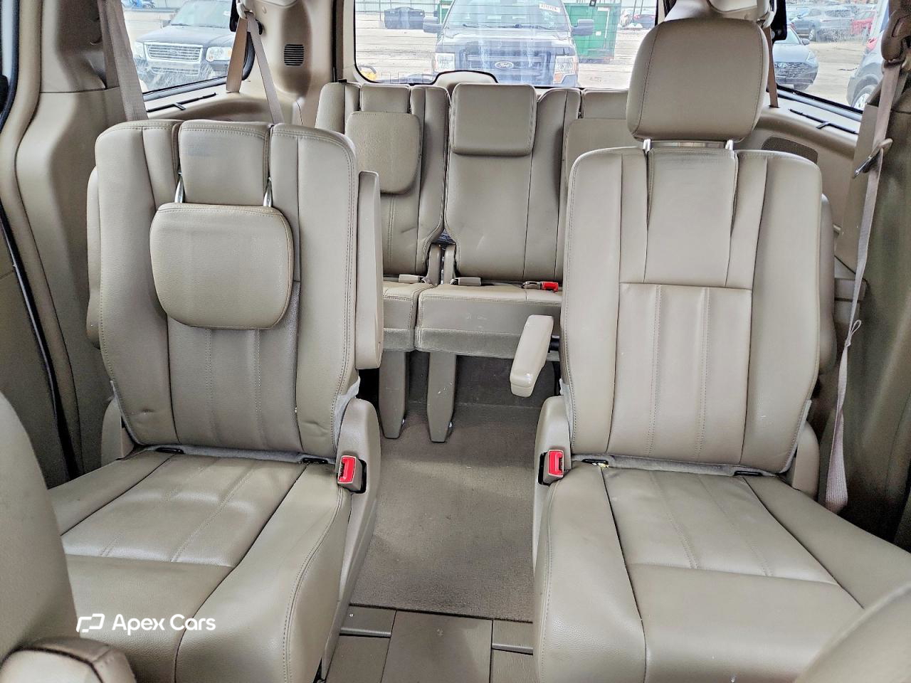 Chrysler Voyager 2015