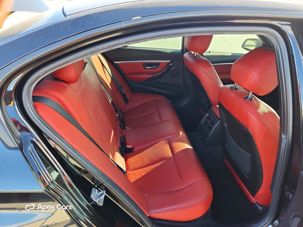 BMW Series 3 2016