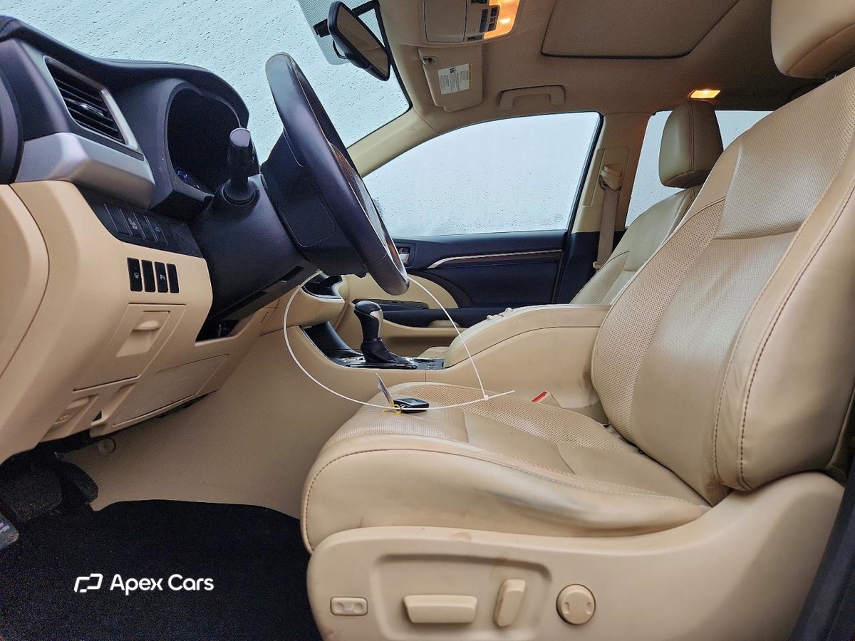 Toyota Highlander 2016