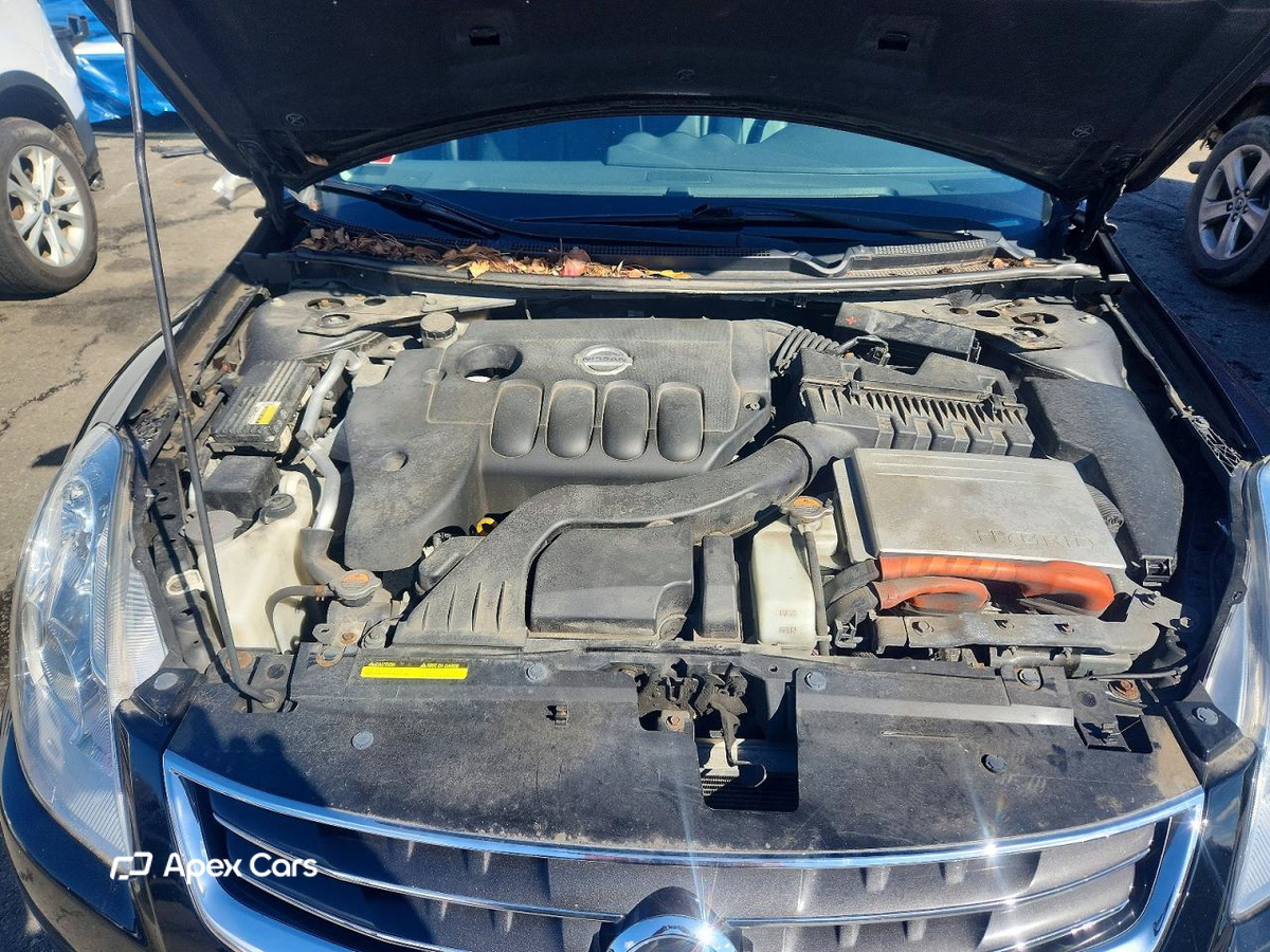 Nissan Altima 2011