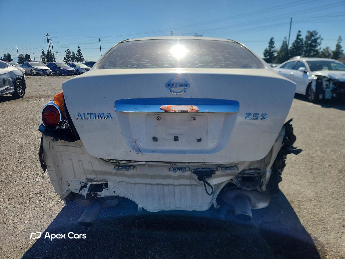 Nissan Altima 2012