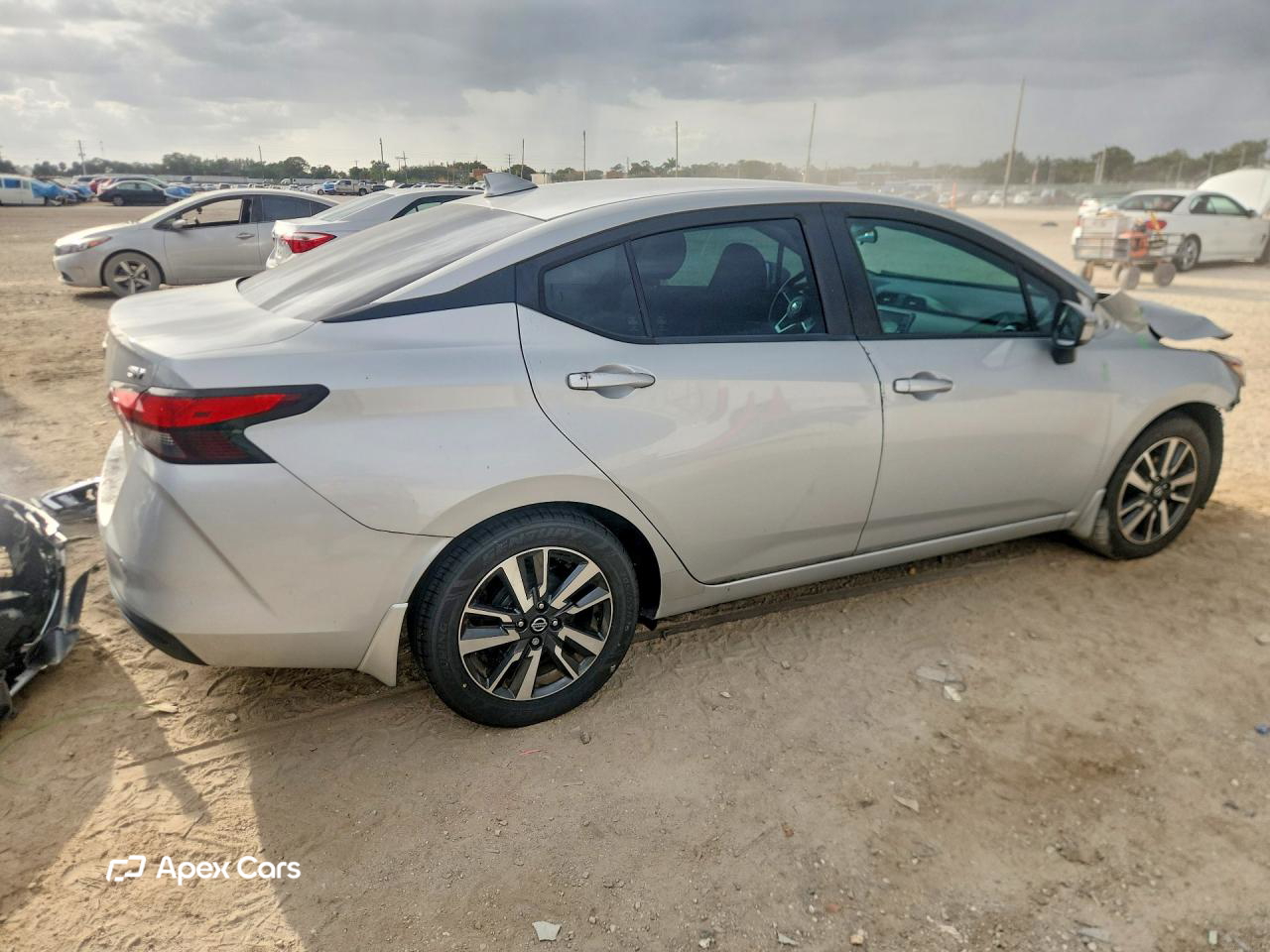 Nissan Versa 2021
