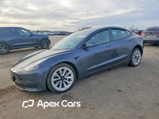 Tesla Model 3 2022 - Image 1 of 12