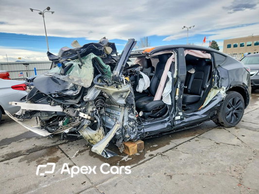 Tesla Model Y 2024 - Image 1 of 14