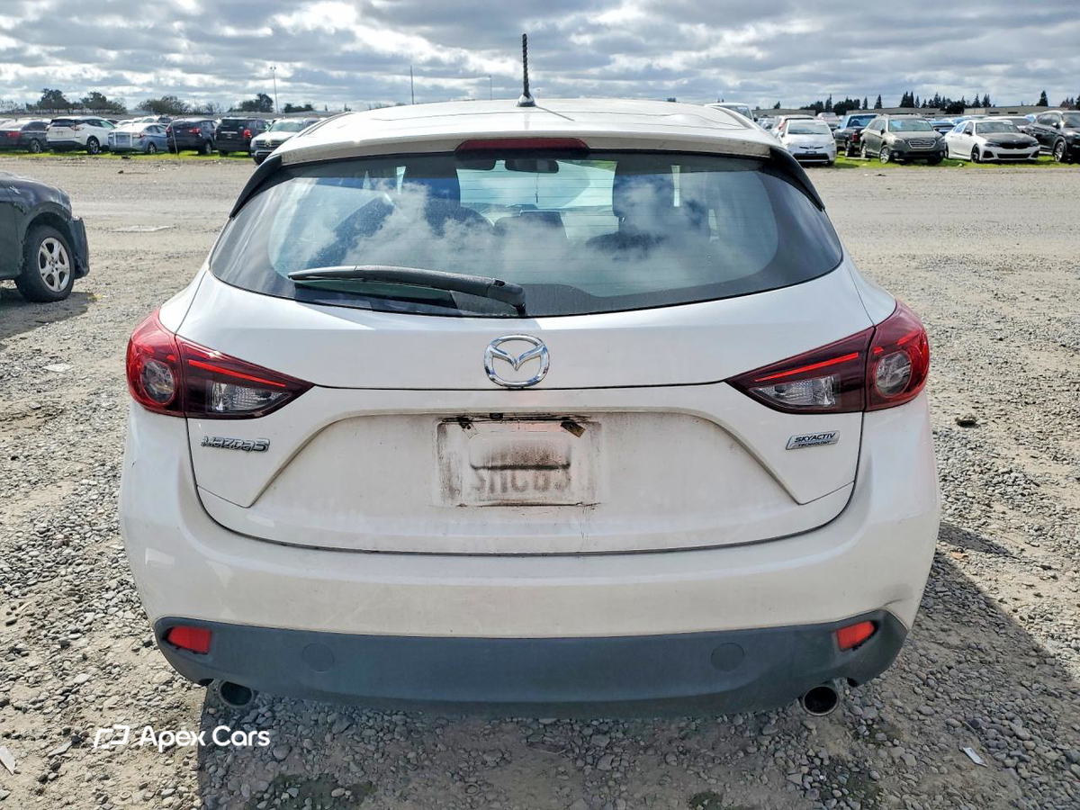 Mazda 3 2016
