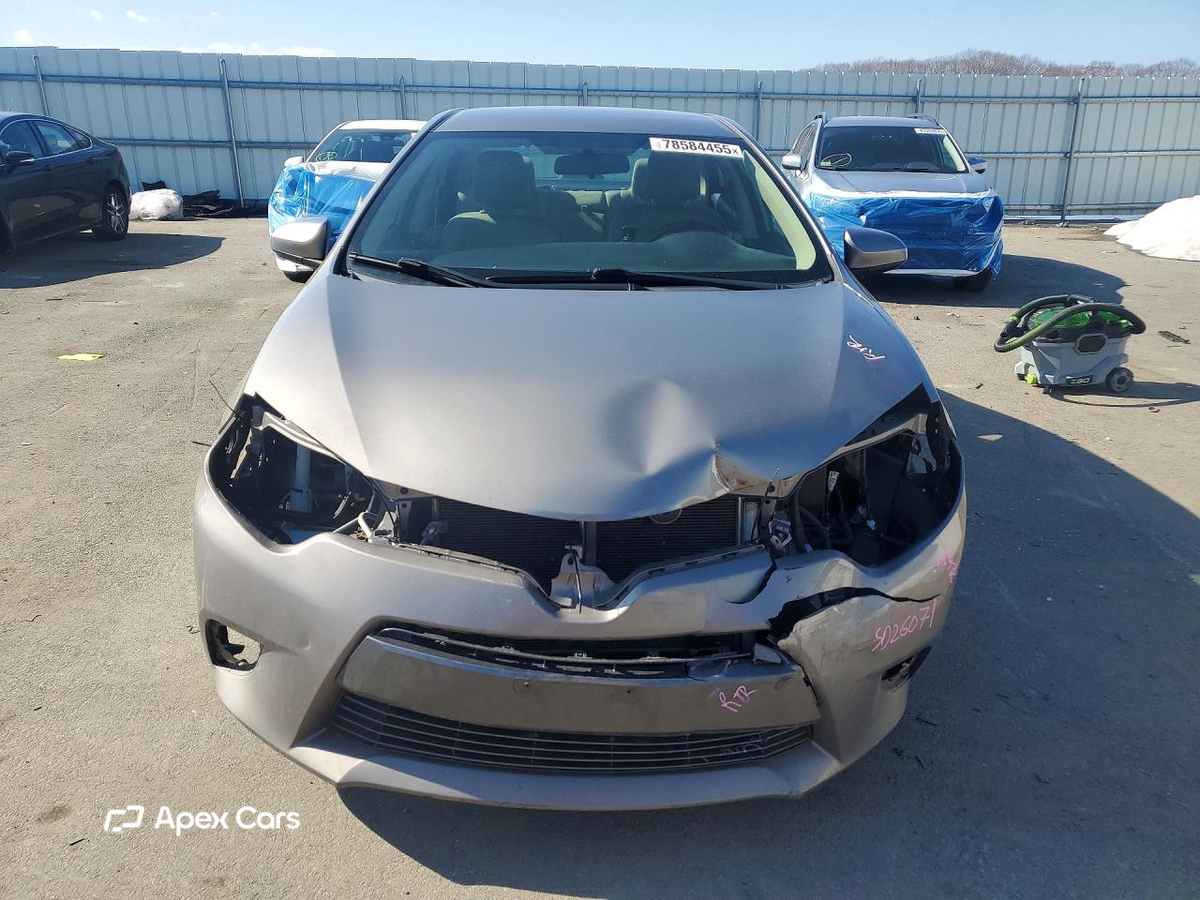 Toyota Corolla 2015