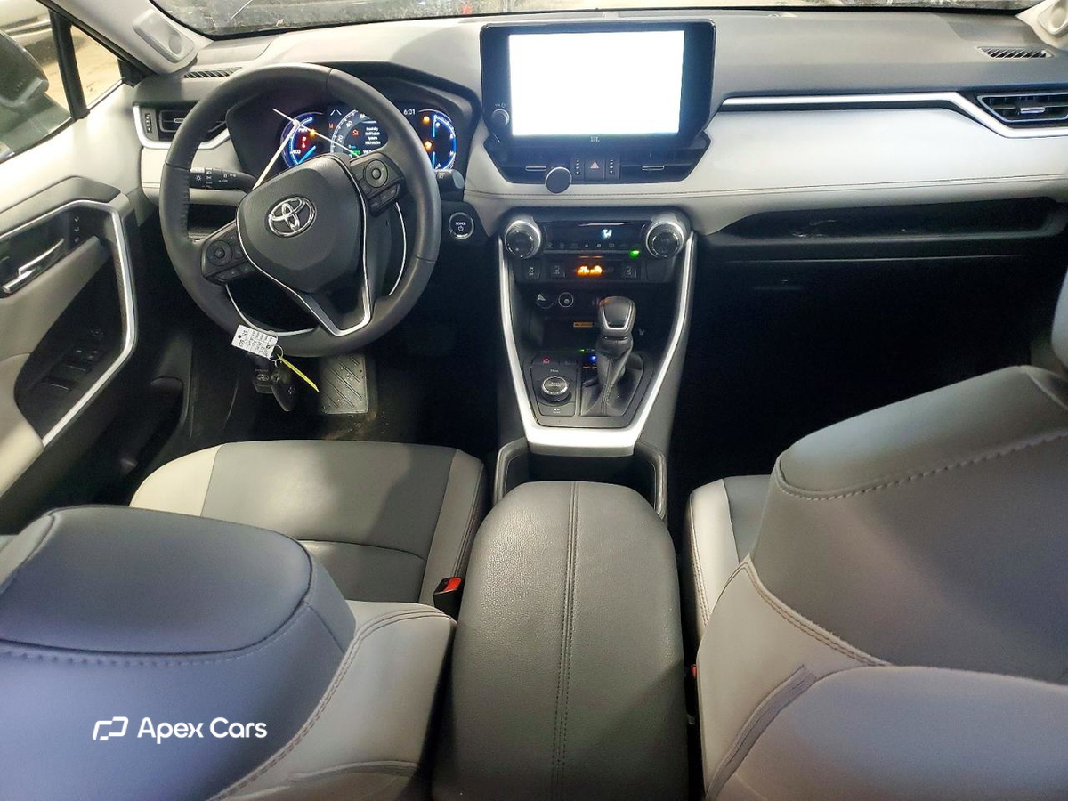 Toyota RAV 4 2024