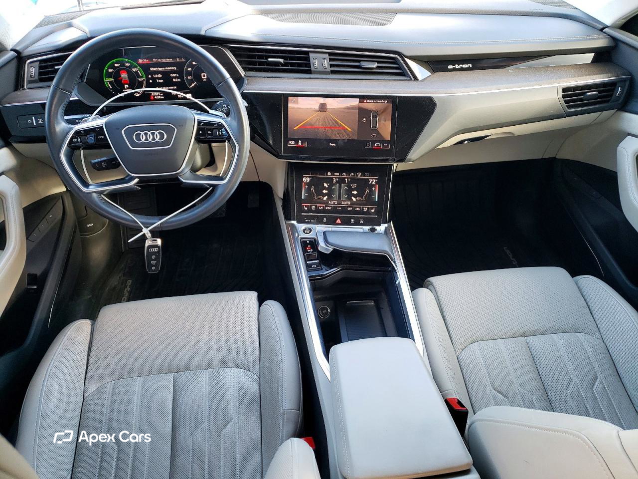 Audi e-tron 2021