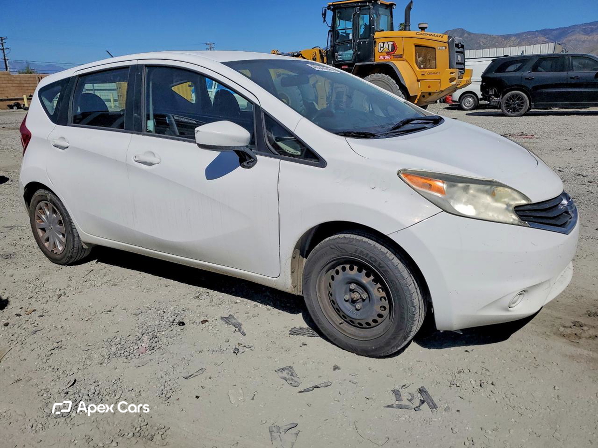 Nissan Versa 2016