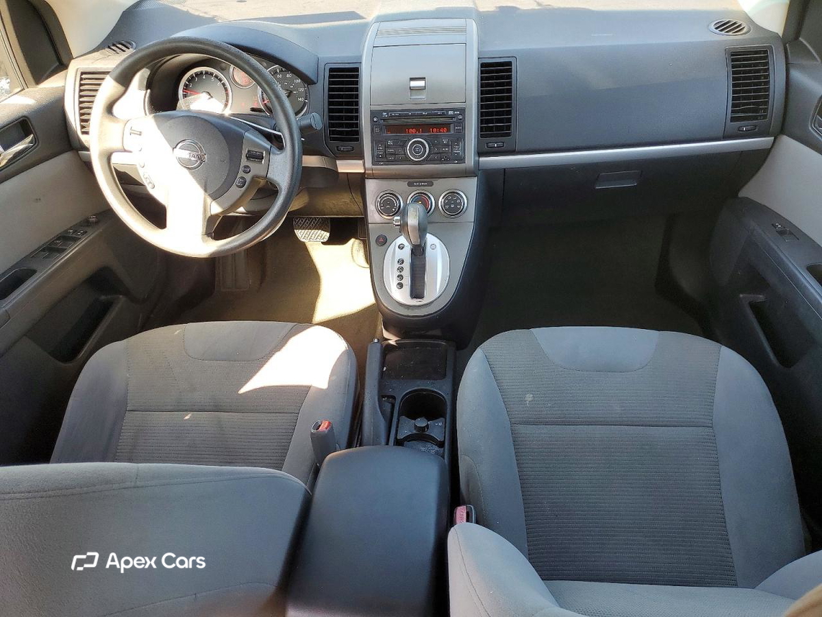 Nissan Sentra 2010