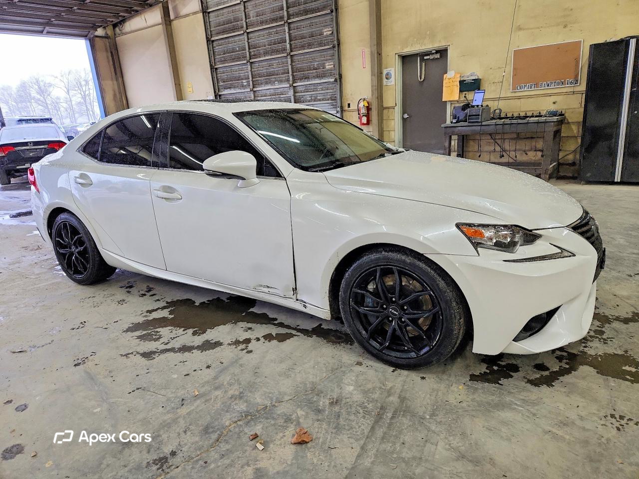 Lexus IS 2016