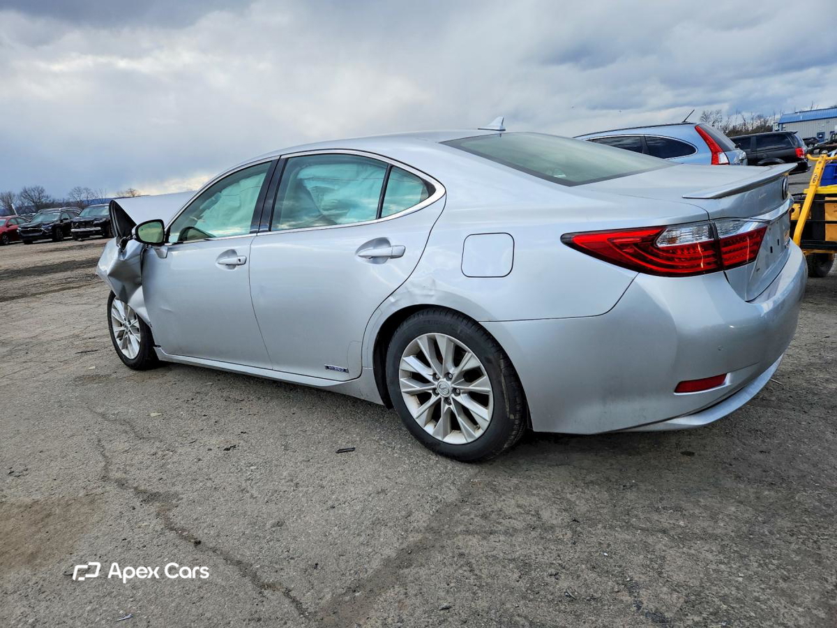 Lexus ES 2013