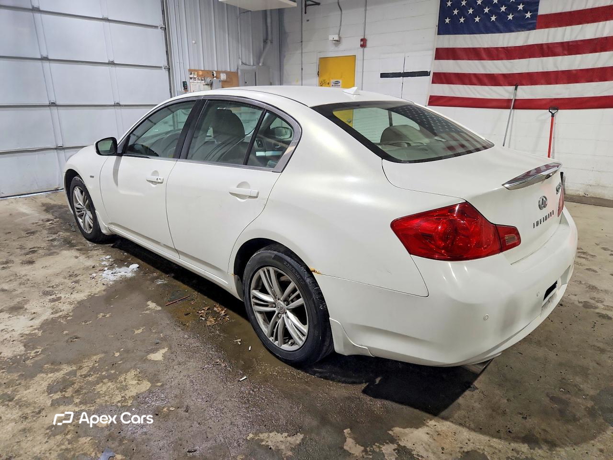 Infiniti G 2010