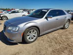 Chrysler 300 2016