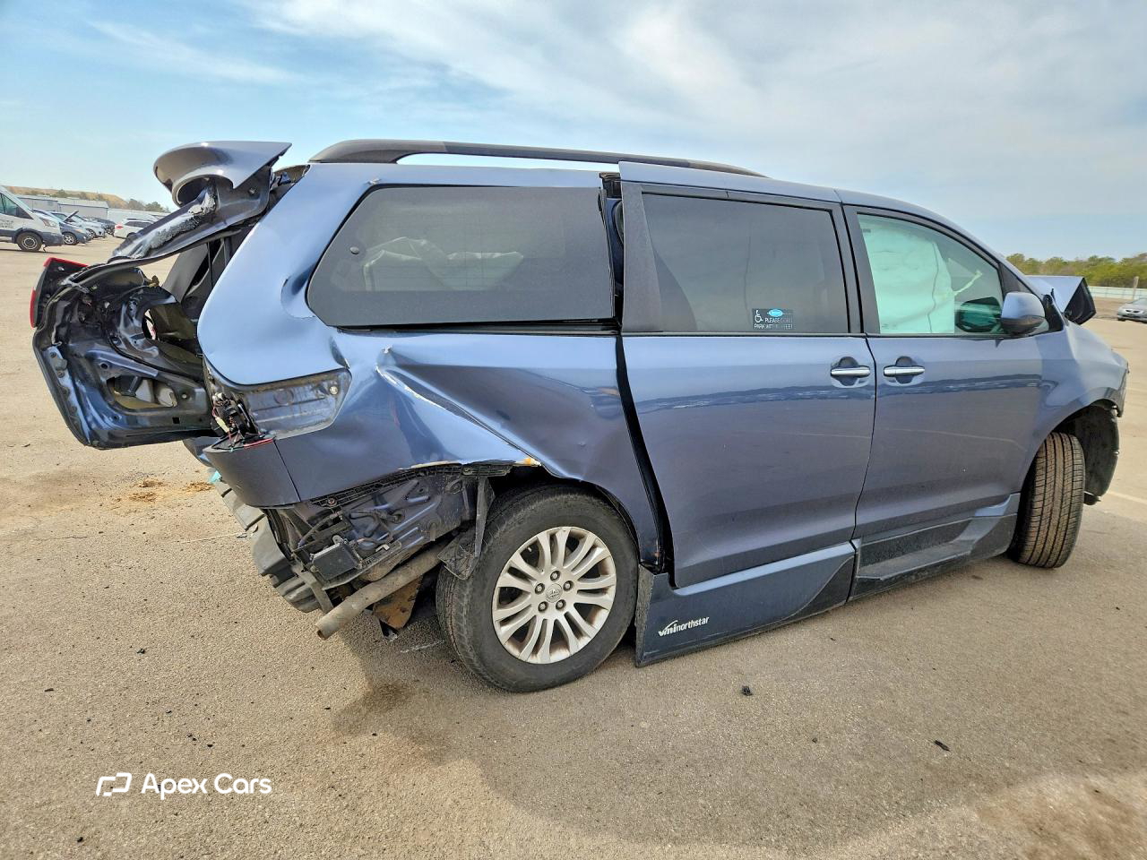 Toyota Sienna 2015