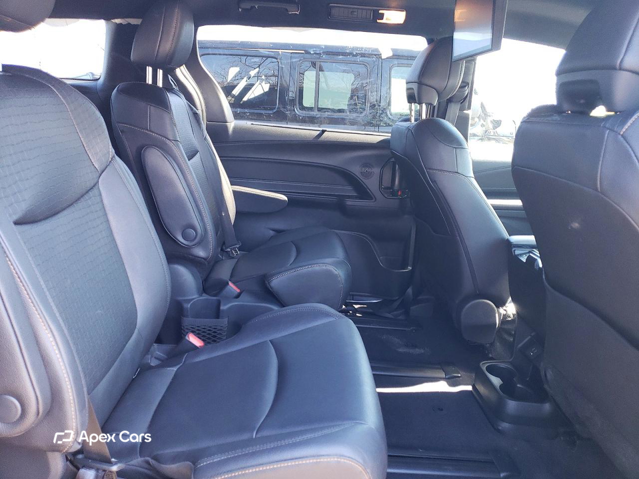 Toyota Sienna 2025