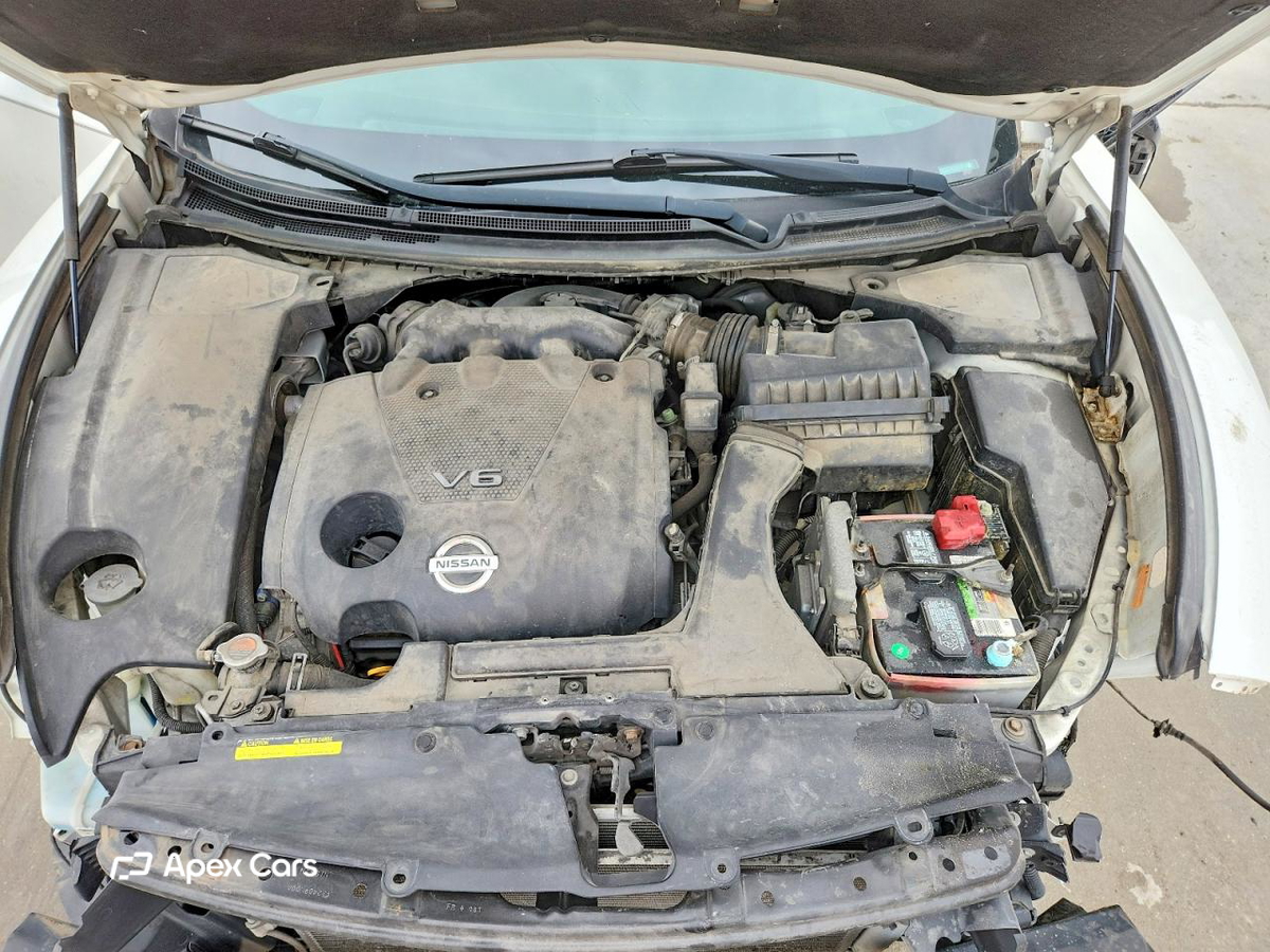 Nissan Maxima 2014