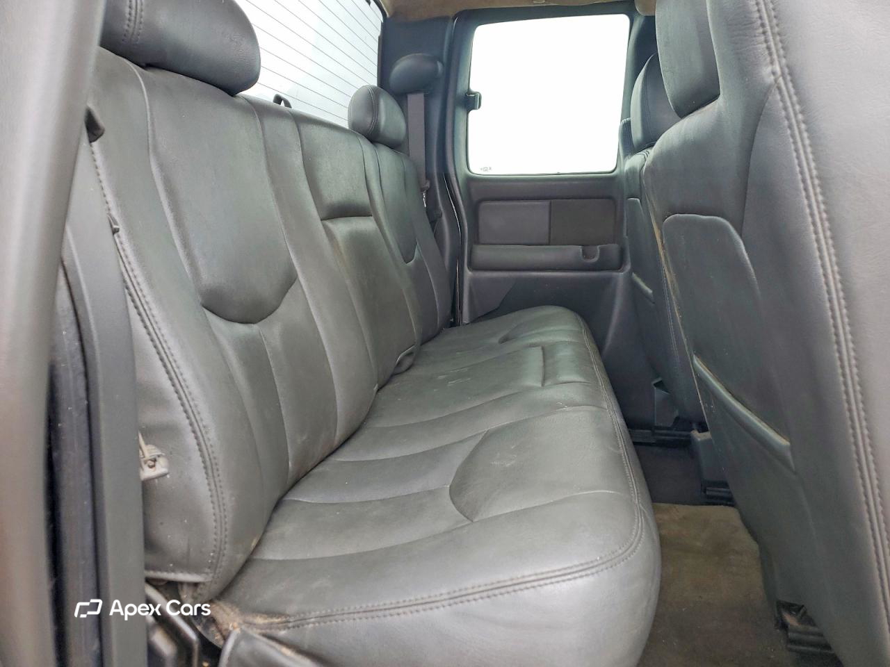 Chevrolet Silverado 2003