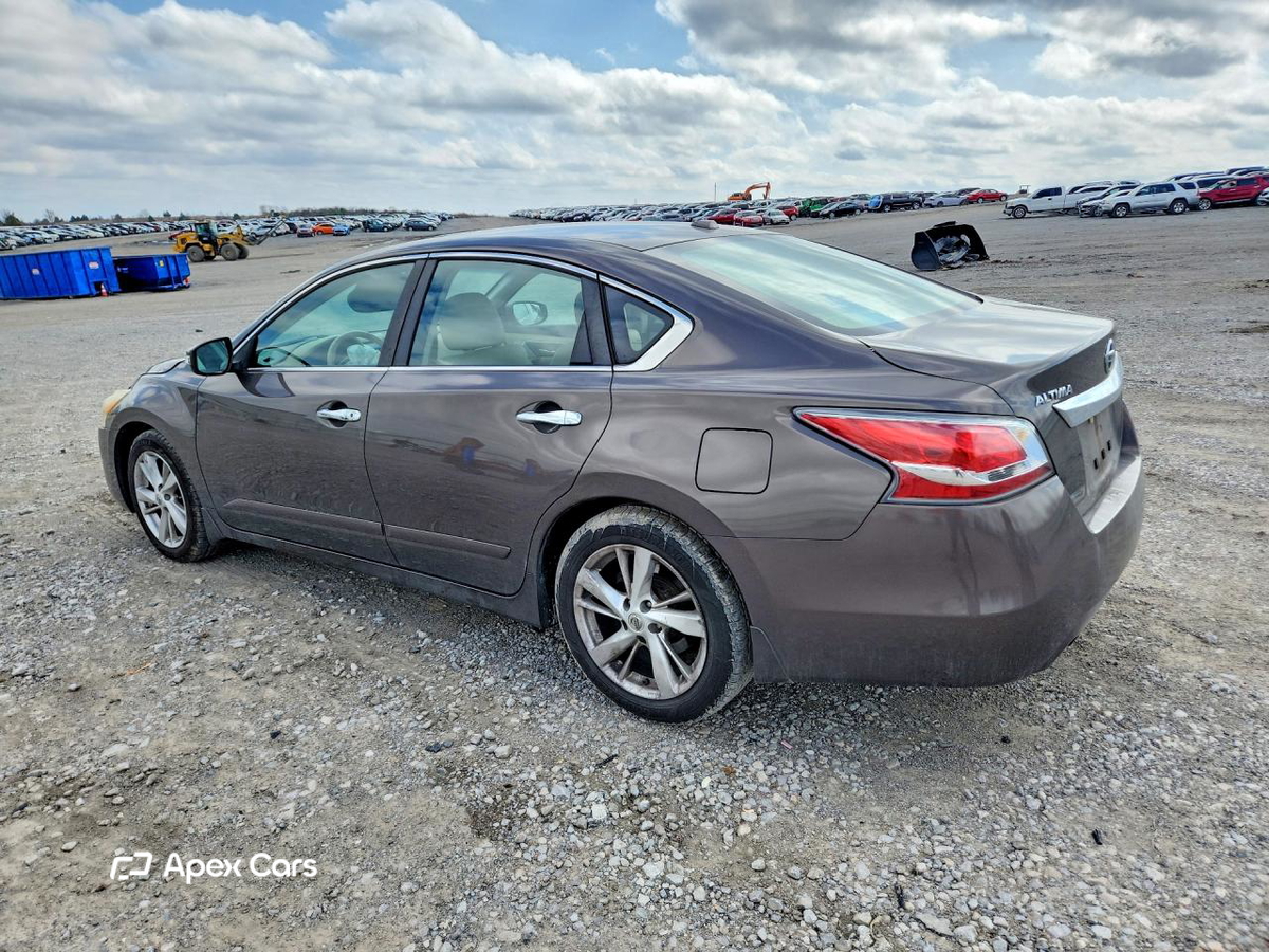 Nissan Altima 2015