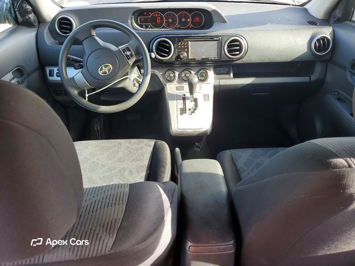 Scion xB 2012